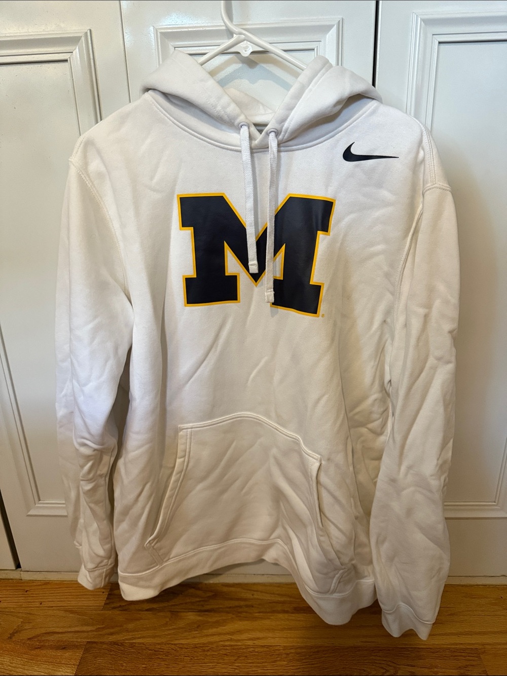 Men’s Large Nike Michigan Pullover Hoodie with Navy & Yellow
